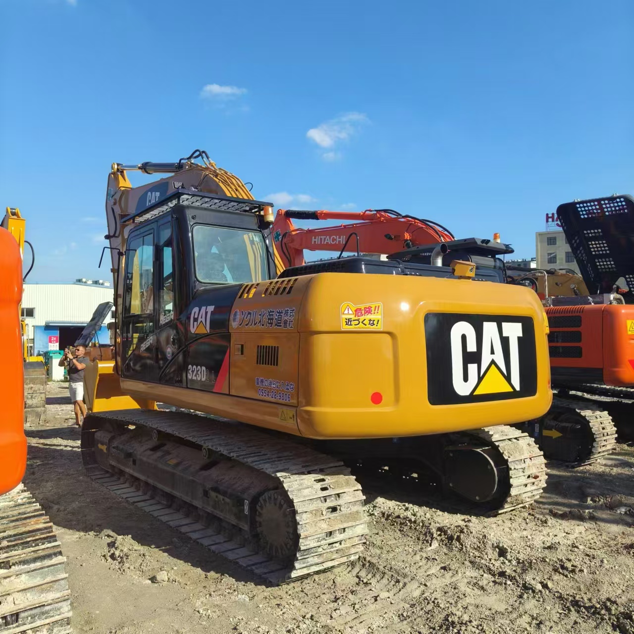 CATERPILLAR 323D - Bager goseničar: slika 5 CATERPILLAR 323D - Bager goseničar: slika 5