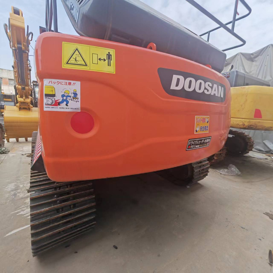 DOOSAN DX300 - Bager goseničar: slika 3 DOOSAN DX300 - Bager goseničar: slika 3