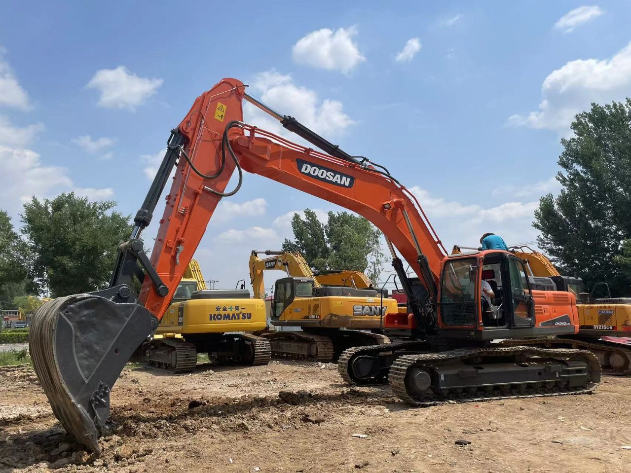 DOOSAN DX340 - Bager goseničar: slika 3 DOOSAN DX340 - Bager goseničar: slika 3
