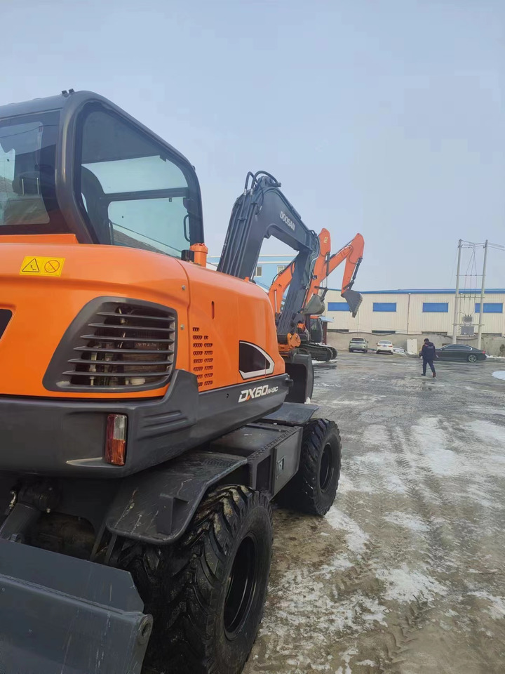 DOOSAN DX60w-9c - Mini bager: slika 5 DOOSAN DX60w-9c - Mini bager: slika 5