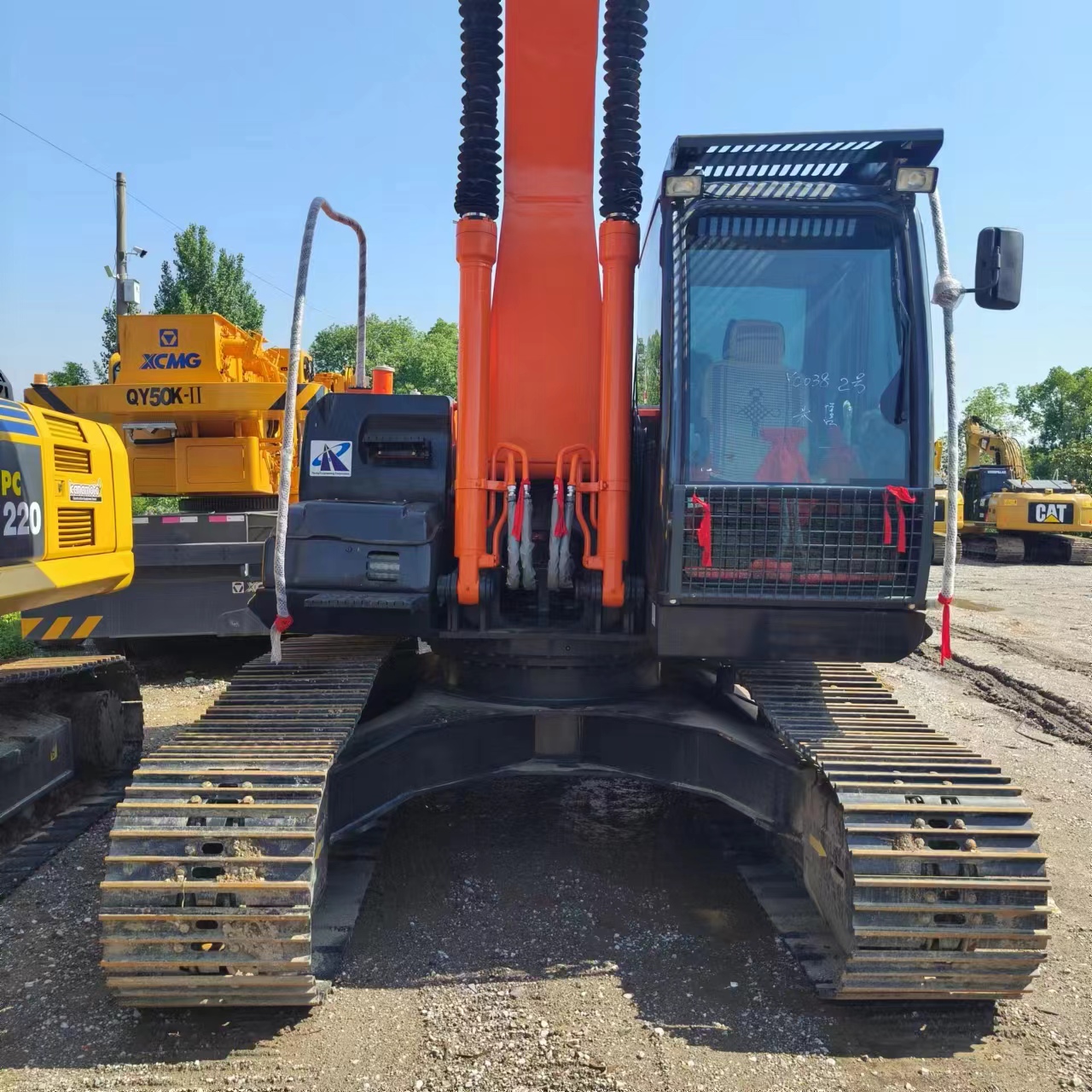 HITACHI ZX210 - Bager goseničar: slika 5 HITACHI ZX210 - Bager goseničar: slika 5