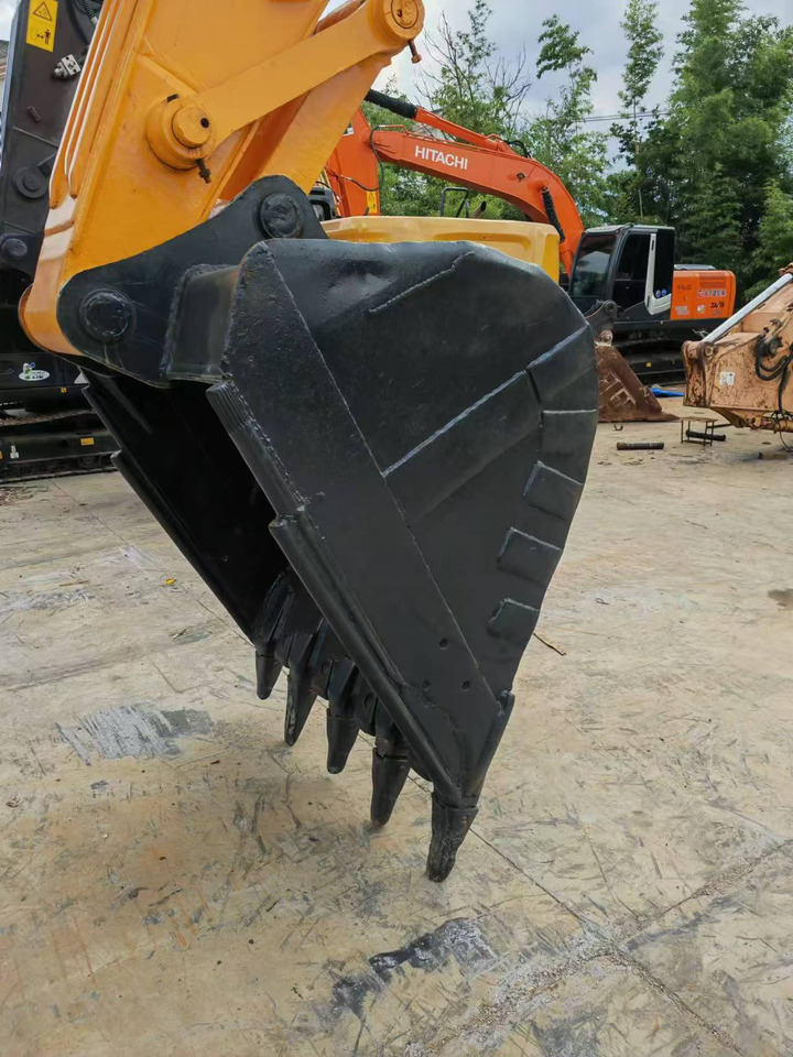 Bager goseničar Hyundai HX330: slika 6