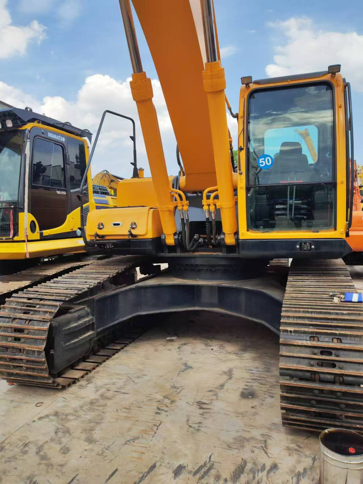 Bager goseničar Hyundai HX330: slika 9