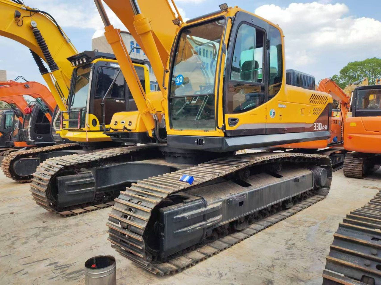 Bager goseničar Hyundai HX330: slika 7