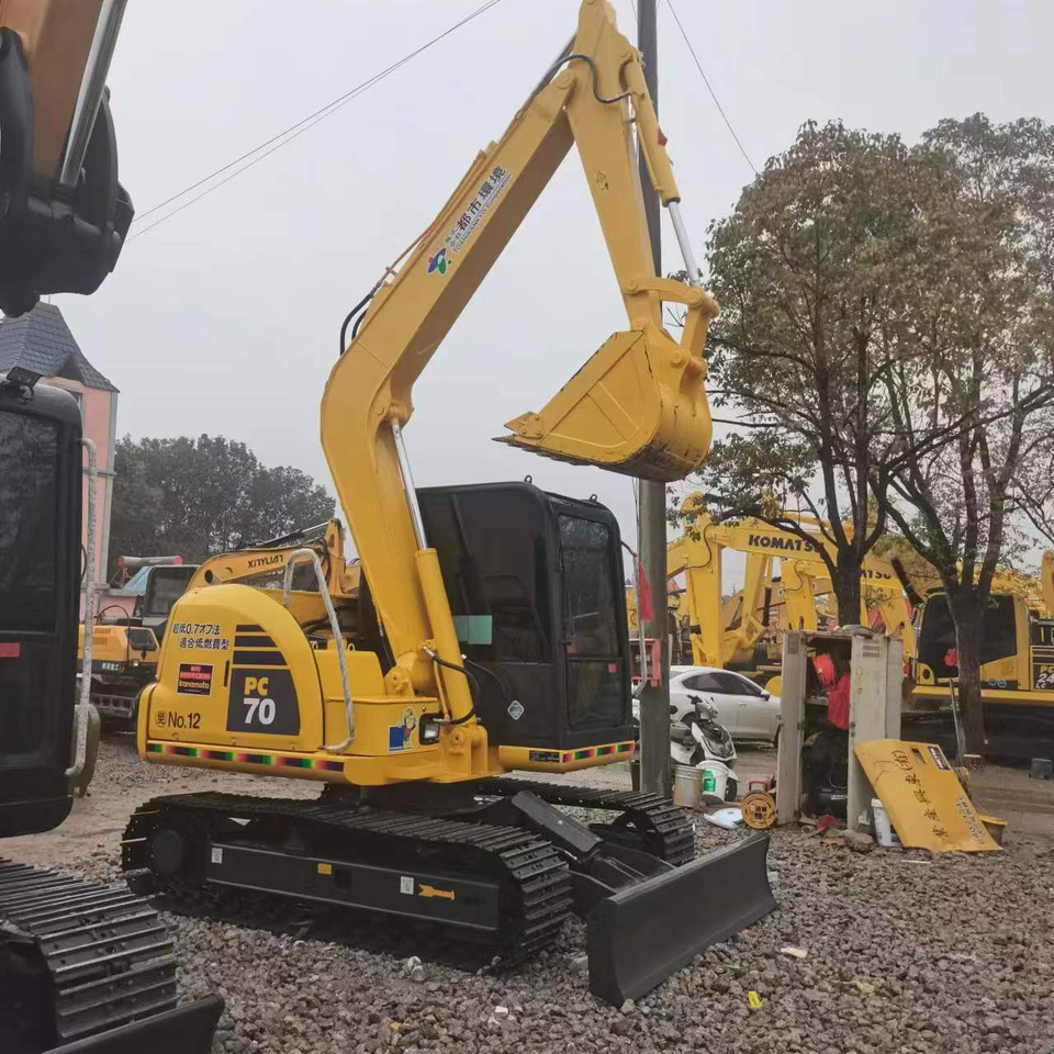 KOMATSU PC70 - Mini bager: slika 3 KOMATSU PC70 - Mini bager: slika 3