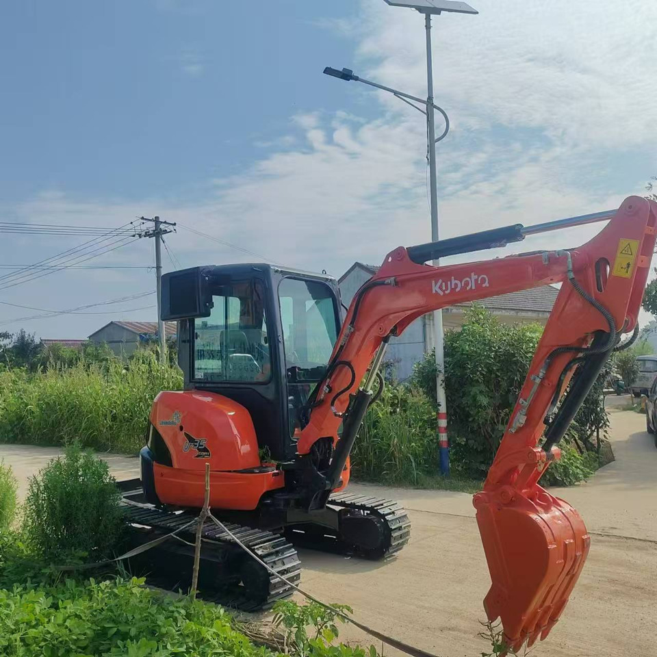 KUBOTA U35 - Mini bager: slika 2 KUBOTA U35 - Mini bager: slika 2