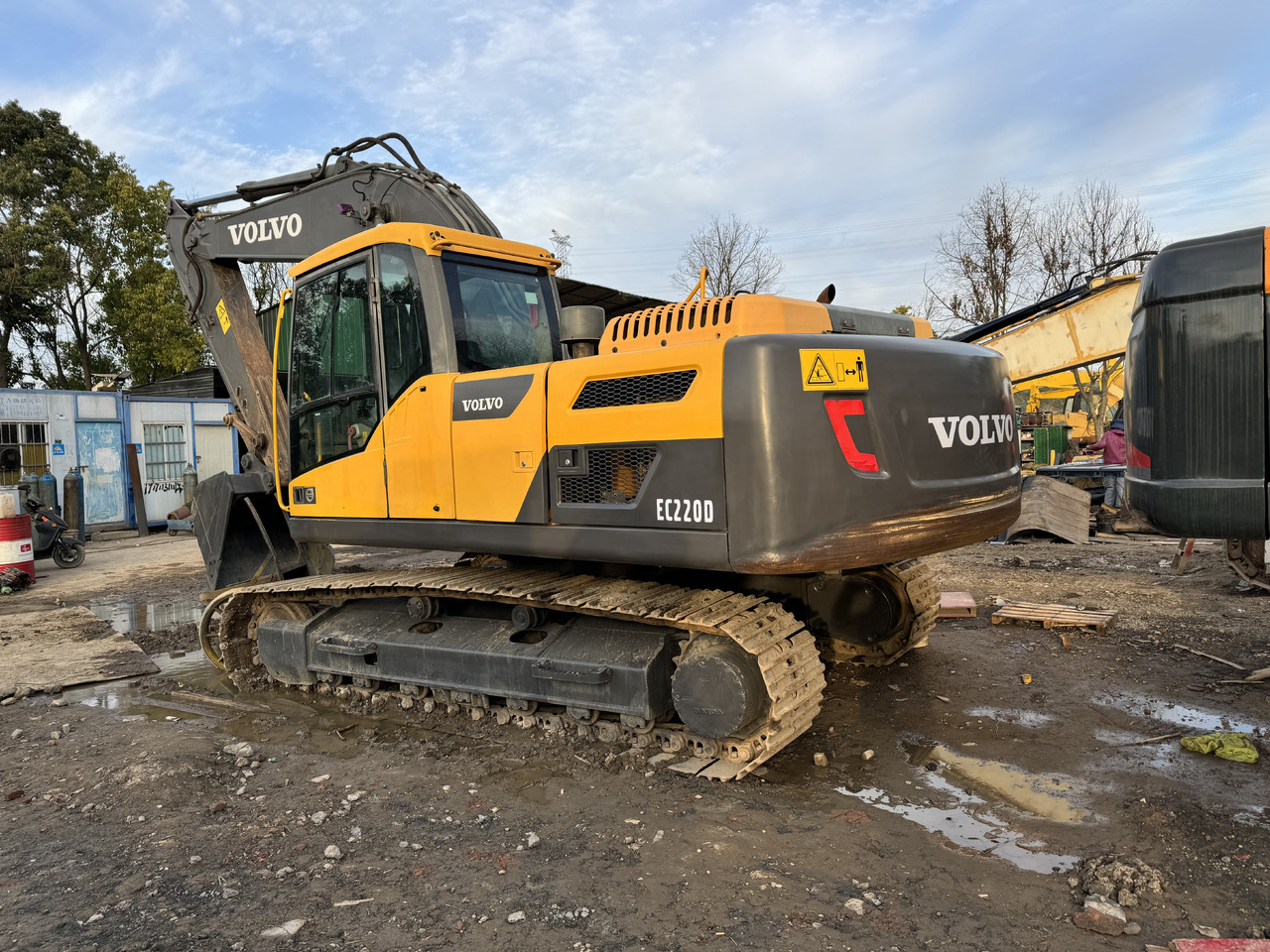 VOLVO EC220D - Bager goseničar: slika 1 VOLVO EC220D - Bager goseničar: slika 1