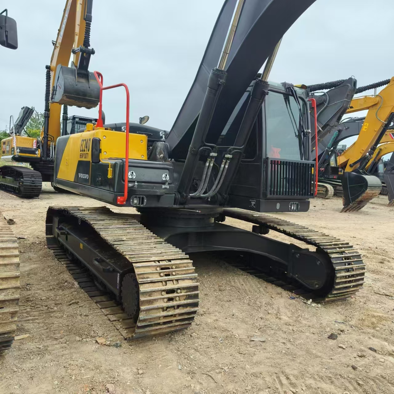 VOLVO EC240 - Bager goseničar: slika 4 VOLVO EC240 - Bager goseničar: slika 4