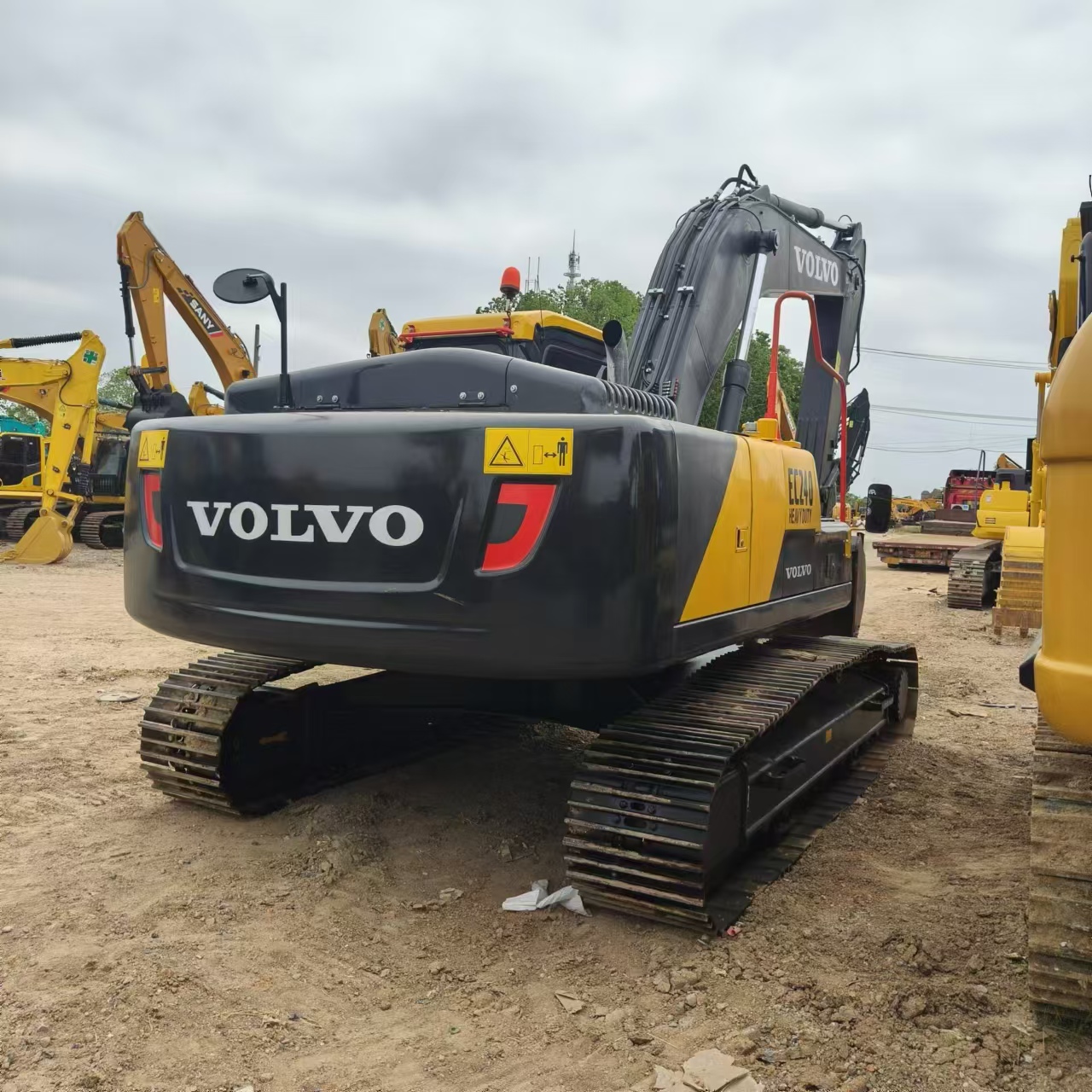 VOLVO EC240 - Bager goseničar: slika 3 VOLVO EC240 - Bager goseničar: slika 3