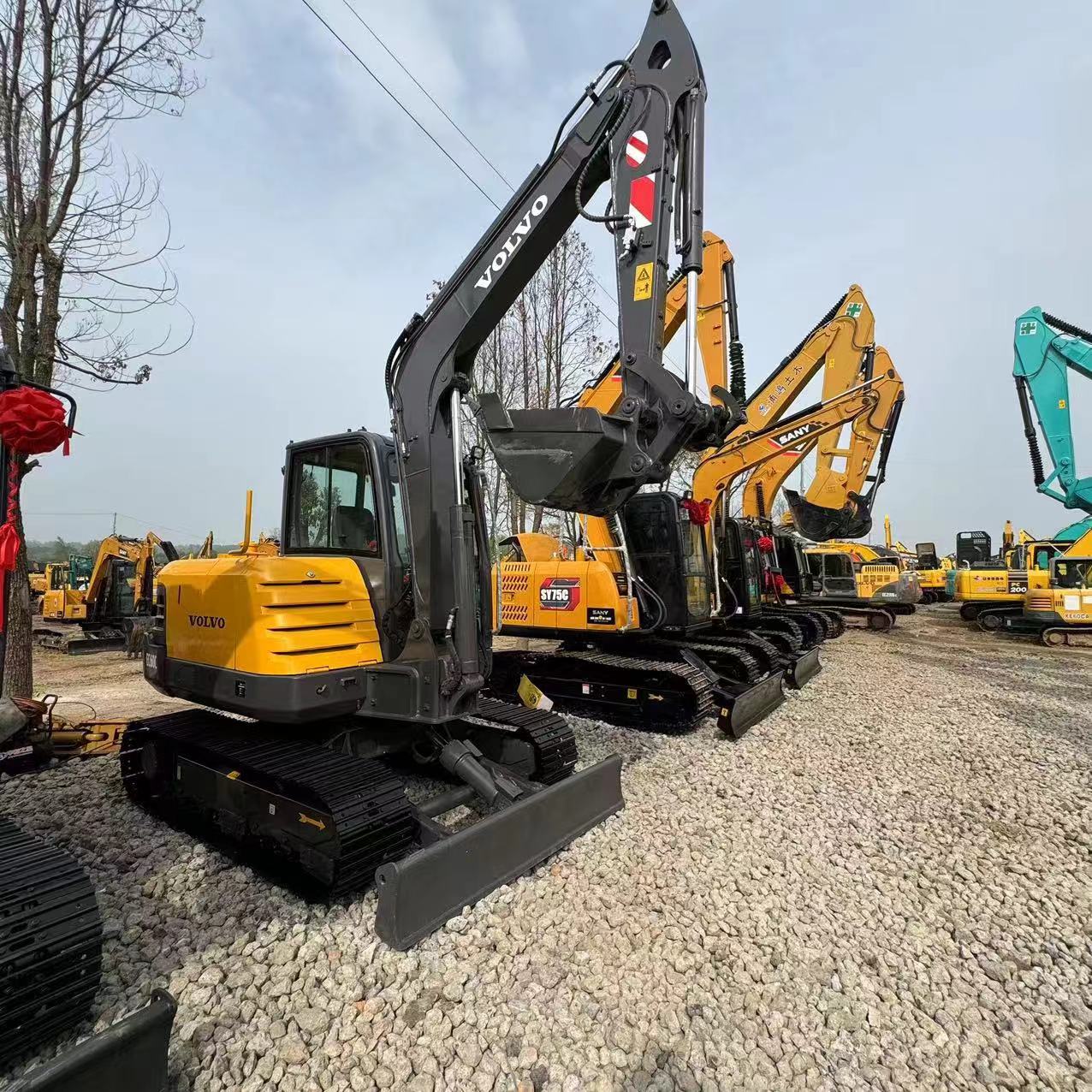 VOLVO EC60 - Mini bager: slika 1 VOLVO EC60 - Mini bager: slika 1