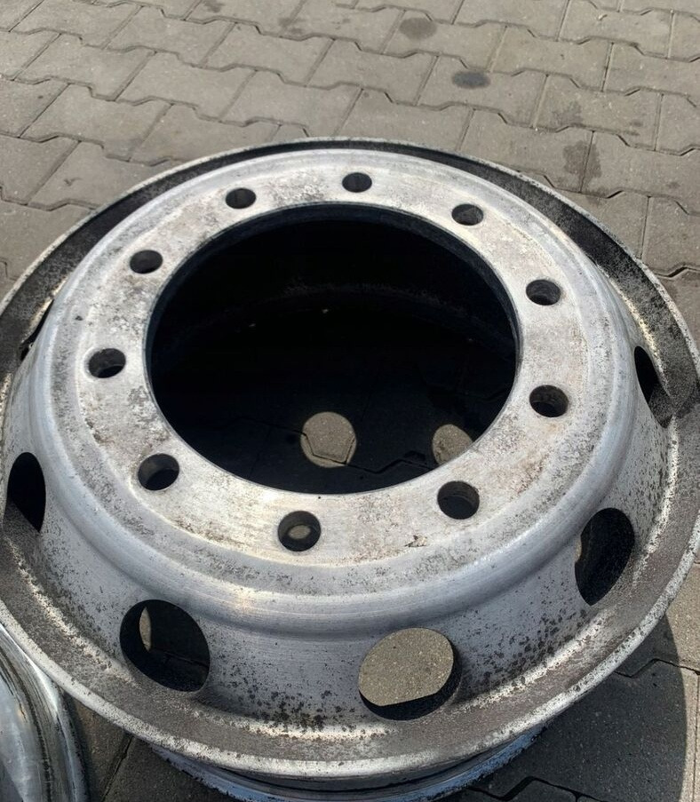 FELGI FELGA ALUMINIOWA ALCOA 22.5 X 9.00 - Platišče za Tovornjak: slika 2 FELGI FELGA ALUMINIOWA ALCOA 22.5 X 9.00 - Platišče za Tovornjak: slika 2