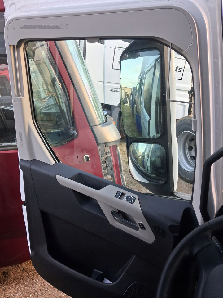 FORD KOMPLETNE LEWE FORD F-MAX 500 TRUCKS EURO 6 - Vrata in deli: slika 5 FORD KOMPLETNE LEWE FORD F-MAX 500 TRUCKS EURO 6 - Vrata in deli: slika 5