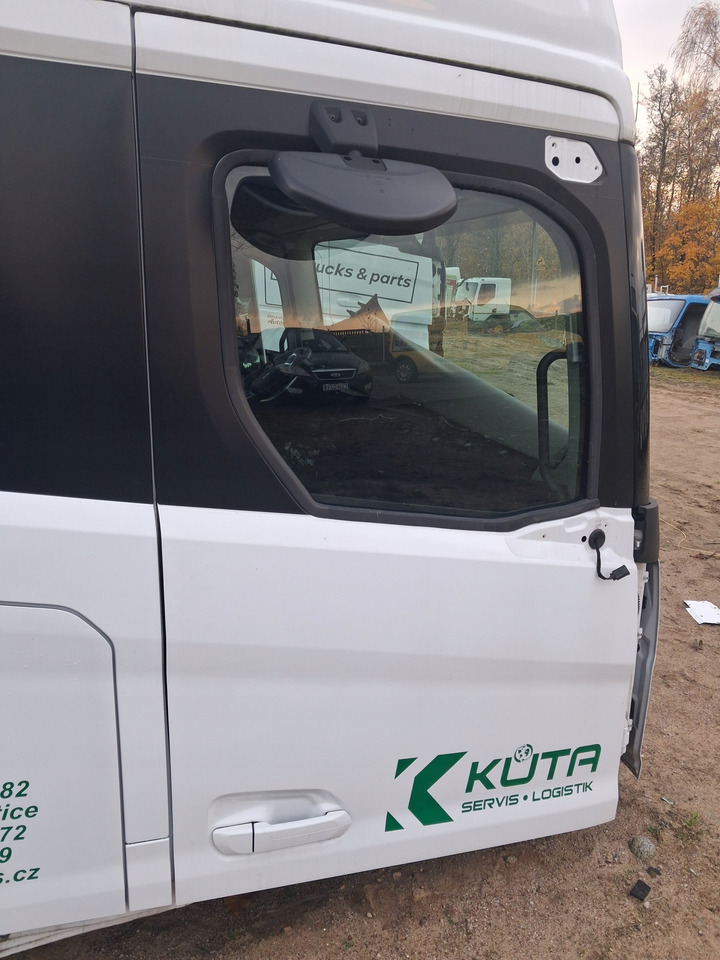 FORD KOMPLETNE PRAWE FORD F-MAX 500 TRUCKS EURO 6 - Vrata in deli za Tovornjak: slika 1 FORD KOMPLETNE PRAWE FORD F-MAX 500 TRUCKS EURO 6 - Vrata in deli za Tovornjak: slika 1
