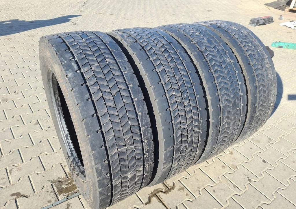 GOODYEAR TYŁ FUELMAX D 295/60 R 22.5 4 szt. stalowe - Gume in platišča: slika 4 GOODYEAR TYŁ FUELMAX D 295/60 R 22.5 4 szt. stalowe - Gume in platišča: slika 4