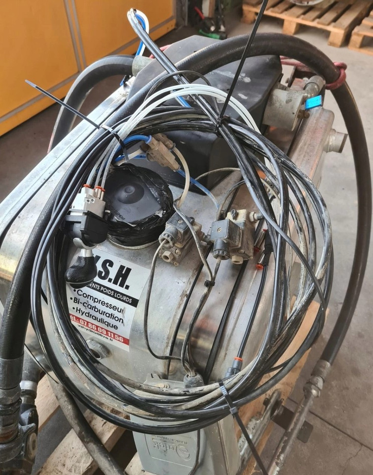 HYDRAULIKA HYDROCAR SKRZYNIA I-SHIFT RENAULT DXI GAMA T K VOLVO FH FM - Hidravlika za Tovornjak: slika 3 HYDRAULIKA HYDROCAR SKRZYNIA I-SHIFT RENAULT DXI GAMA T K VOLVO FH FM - Hidravlika za Tovornjak: slika 3