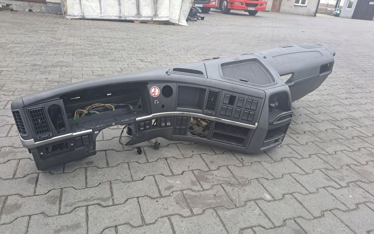 KONSOLA KOMPLETNA KOKPIT DESKA VOLVO FM 9 13 LIFT - Armaturna plošča za Tovornjak: slika 1 KONSOLA KOMPLETNA KOKPIT DESKA VOLVO FM 9 13 LIFT - Armaturna plošča za Tovornjak: slika 1