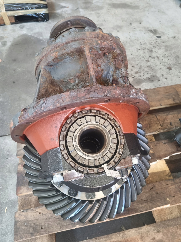 MERITOR WKŁAD MOSTU DYFER GŁÓWKA MOST VOLVO FH FM EV91 RSS1356 SV 2.50 18/45 - Diferencialni menjalnik za Tovornjak: slika 2 MERITOR WKŁAD MOSTU DYFER GŁÓWKA MOST VOLVO FH FM EV91 RSS1356 SV 2.50 18/45 - Diferencialni menjalnik za Tovornjak: slika 2