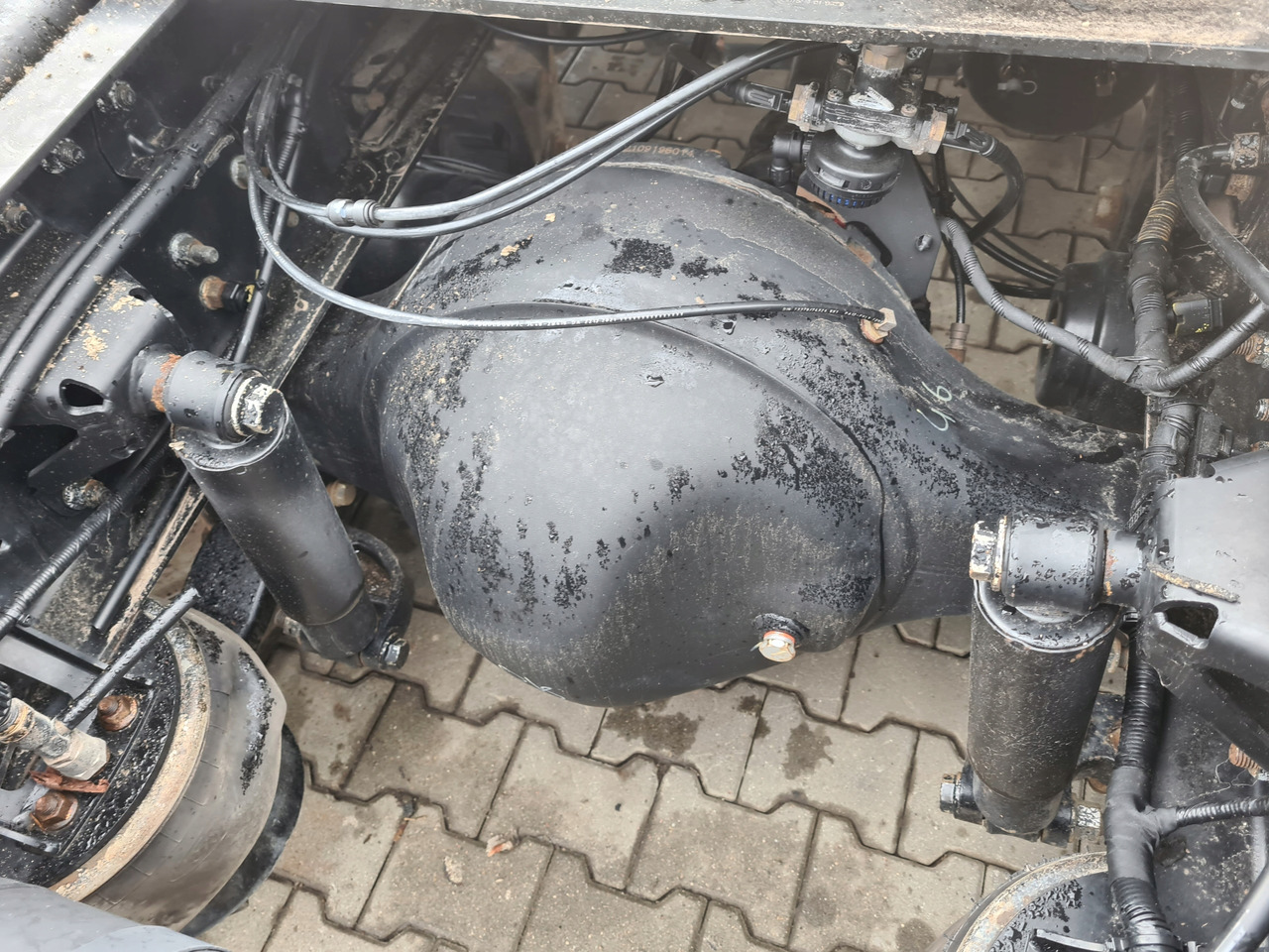OBUDOWA MOSTU POCHWA STANDARD FORD F-MAX 500 TRUCKS FSS-13-470 - Volanska letev: slika 1 OBUDOWA MOSTU POCHWA STANDARD FORD F-MAX 500 TRUCKS FSS-13-470 - Volanska letev: slika 1