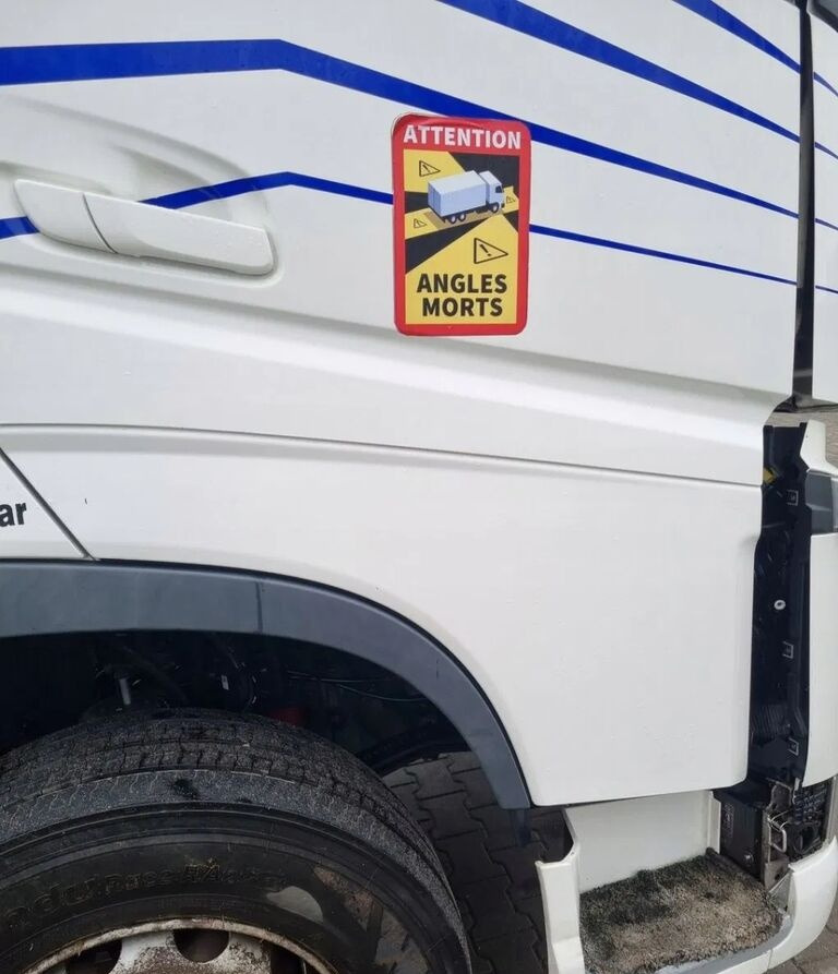 PRZEDŁUŻENIE DRZWI PRAWE OSŁONA VOLVO FH 4 FH 16 EURO 6 1110 Volvo FH 4 FH 16 EURO 6 1110 Volvo VOLVO FH 4 FH 16 EURO 6 1110 - Vrata in deli za Tovornjak: slika 1 PRZEDŁUŻENIE DRZWI PRAWE OSŁONA VOLVO FH 4 FH 16 EURO 6 1110 Volvo FH 4 FH 16 EURO 6 1110 Volvo VOLVO FH 4 FH 16 EURO 6 1110 - Vrata in deli za Tovornjak: slika 1