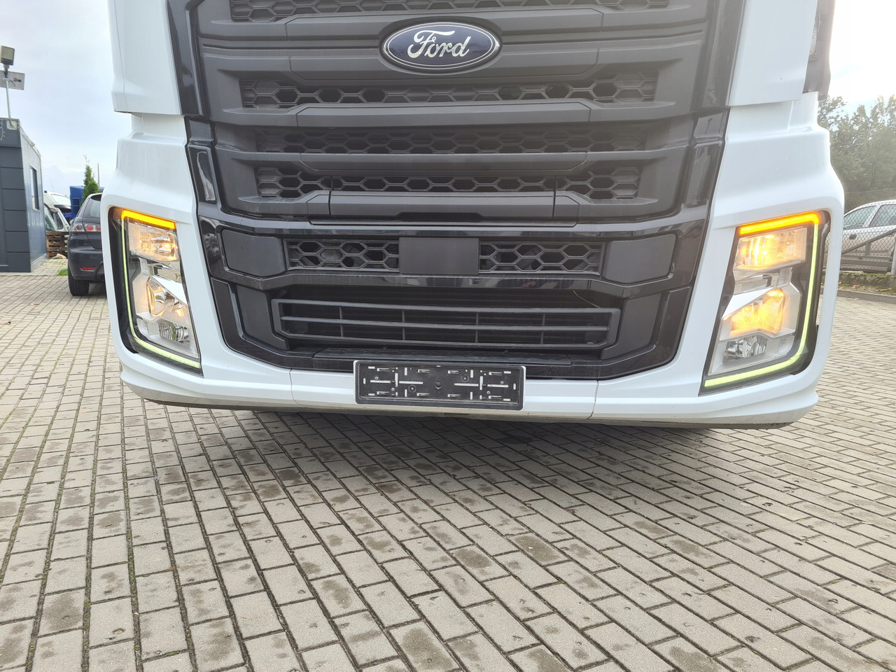 PRZÓD KOMPLETNY LAMPA GRILL ATRAPA BELKA FORD F-MAX 500 TRUCKS - Odbijač: slika 5 PRZÓD KOMPLETNY LAMPA GRILL ATRAPA BELKA FORD F-MAX 500 TRUCKS - Odbijač: slika 5