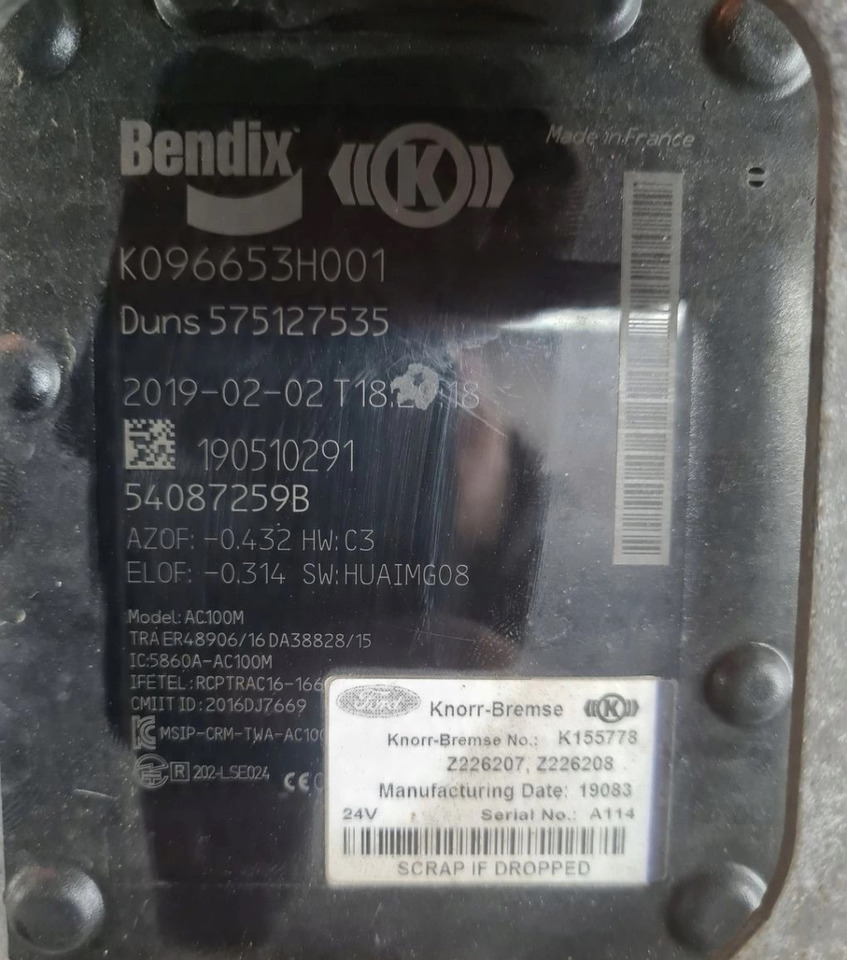 RADAR DISTRONIK CZUJNIK SENSOR MOCOWANIE FORD F-MAX 500 TRUCKS EURO 6 K096653H001 575127535 JC46 9G853 BC - Senzor: slika 5 RADAR DISTRONIK CZUJNIK SENSOR MOCOWANIE FORD F-MAX 500 TRUCKS EURO 6 K096653H001 575127535 JC46 9G853 BC - Senzor: slika 5