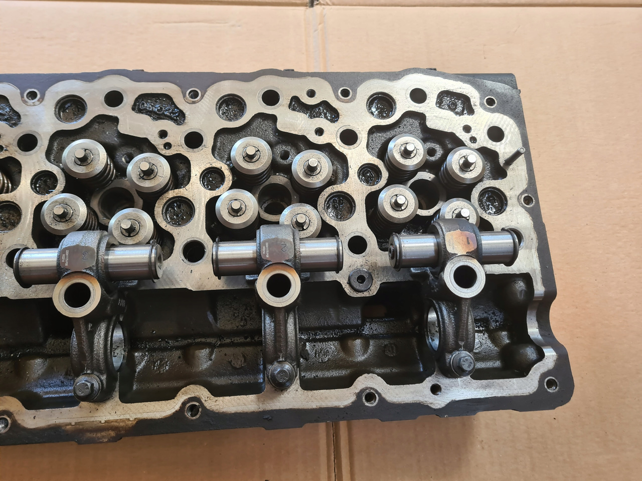 RENAULT GŁOWICA SILNIKA RENAULT GAMA D WIDE DTI 8 VOLVO FL FE D8K - Glava motorja: slika 5 RENAULT GŁOWICA SILNIKA RENAULT GAMA D WIDE DTI 8 VOLVO FL FE D8K - Glava motorja: slika 5