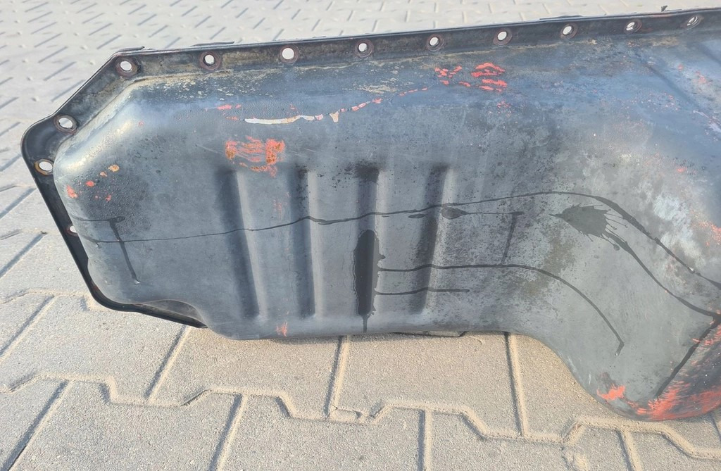 RENAULT MIDLUM PREMIUM DXI 7 VOLVO FL FE - Oljno korito: slika 5 RENAULT MIDLUM PREMIUM DXI 7 VOLVO FL FE - Oljno korito: slika 5