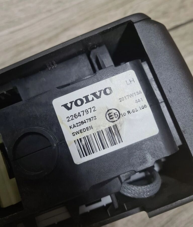 VOLVO JOYSTICK ZMIANY BIEGÓW GAŁKA LEWAREK VOLVO FH 4 FM 4 FH 16 EURO 6 22647972 - Prestavna ročica za Tovornjak: slika 3 VOLVO JOYSTICK ZMIANY BIEGÓW GAŁKA LEWAREK VOLVO FH 4 FM 4 FH 16 EURO 6 22647972 - Prestavna ročica za Tovornjak: slika 3