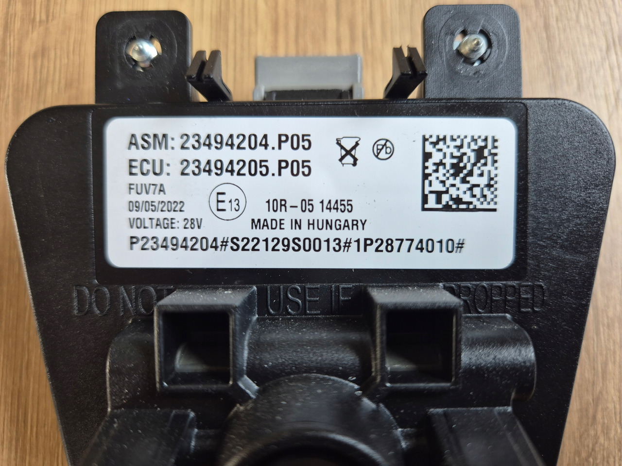 VOLVO KAMERA PASA RUCHU PRZEDNIA RADAR RENAULT GAMA T C K D VOLVO FH 4 FM 4 FH 5 - Senzor za Tovornjak: slika 3 VOLVO KAMERA PASA RUCHU PRZEDNIA RADAR RENAULT GAMA T C K D VOLVO FH 4 FM 4 FH 5 - Senzor za Tovornjak: slika 3