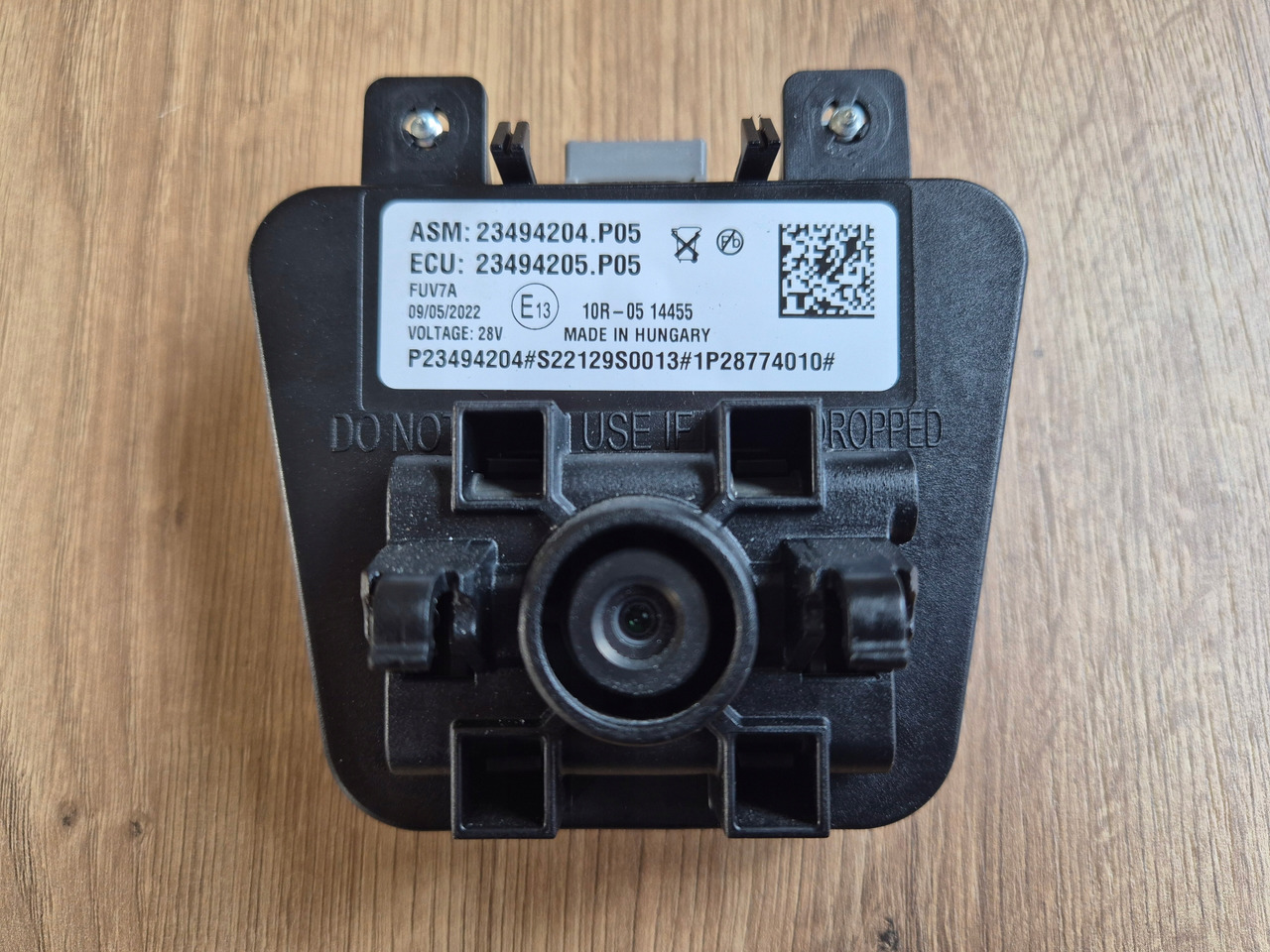 VOLVO KAMERA PASA RUCHU PRZEDNIA RADAR RENAULT GAMA T C K D VOLVO FH 4 FM 4 FH 5 - Senzor za Tovornjak: slika 2 VOLVO KAMERA PASA RUCHU PRZEDNIA RADAR RENAULT GAMA T C K D VOLVO FH 4 FM 4 FH 5 - Senzor za Tovornjak: slika 2