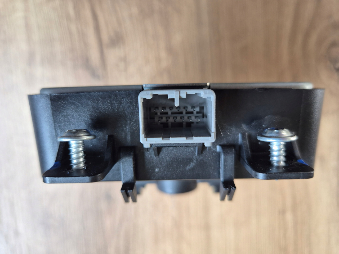 VOLVO KAMERA PASA RUCHU PRZEDNIA RADAR RENAULT GAMA T C K D VOLVO FH 4 FM 4 FH 5 - Senzor za Tovornjak: slika 5 VOLVO KAMERA PASA RUCHU PRZEDNIA RADAR RENAULT GAMA T C K D VOLVO FH 4 FM 4 FH 5 - Senzor za Tovornjak: slika 5