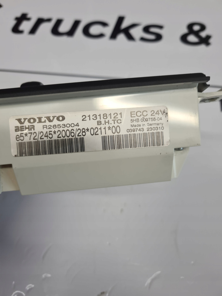 VOLVO PANEL NAWIEWU OGRZEWANIA KLIMATYZACJI VOLVO FH FM 9 13 LIFT - Ogrevanje/ Prezračevanje za Tovornjak: slika 4 VOLVO PANEL NAWIEWU OGRZEWANIA KLIMATYZACJI VOLVO FH FM 9 13 LIFT - Ogrevanje/ Prezračevanje za Tovornjak: slika 4