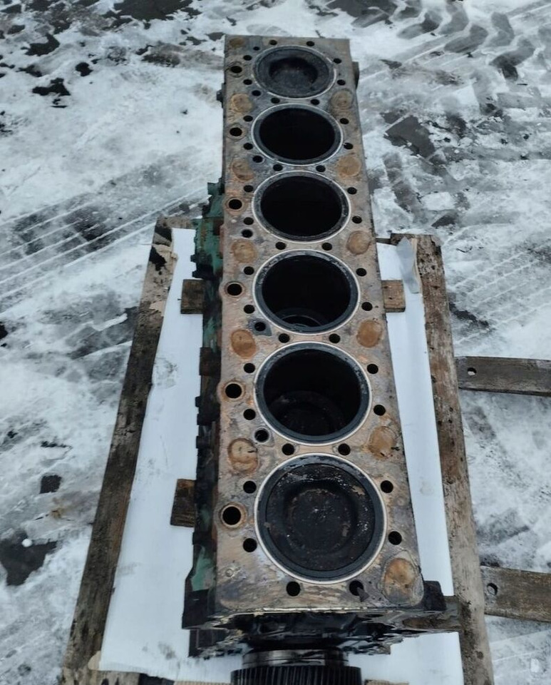 Volvo FM truck - Blok cilindra za Tovornjak: slika 2 Volvo FM truck - Blok cilindra za Tovornjak: slika 2