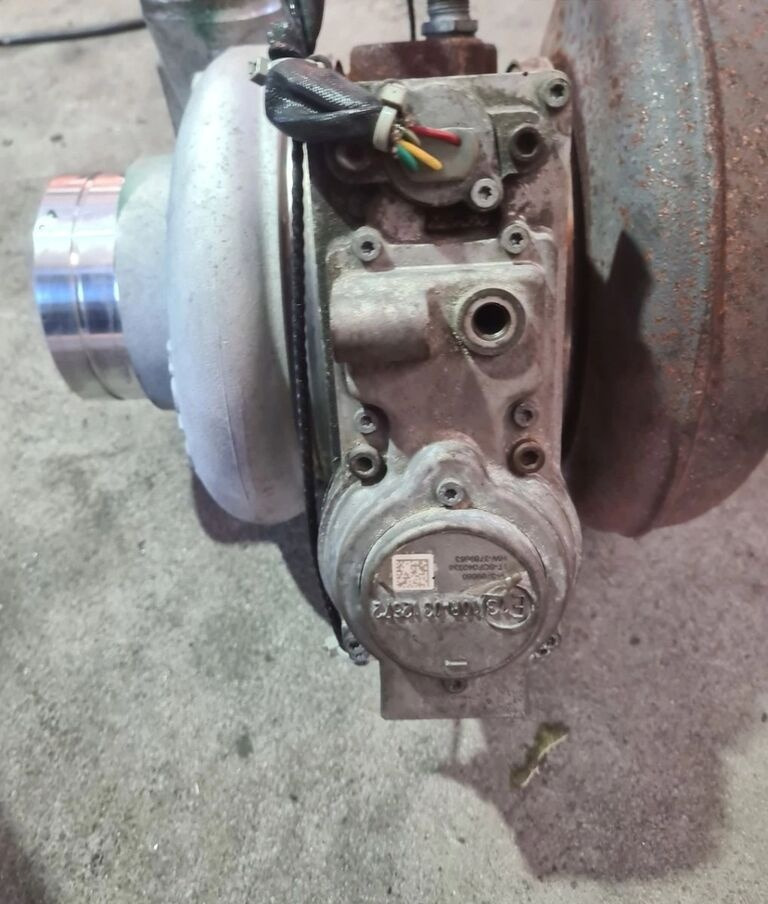 Volvo TURBINA TURBOSPRĘŻARKA FH 16 D16K 750 EURO 6 3789660 HW-3789663 Volvo VOLVO FH 16 D16K 750 EURO 6 3789660 HW-3789663 - Turbo za Tovornjak: slika 3 Volvo TURBINA TURBOSPRĘŻARKA FH 16 D16K 750 EURO 6 3789660 HW-3789663 Volvo VOLVO FH 16 D16K 750 EURO 6 3789660 HW-3789663 - Turbo za Tovornjak: slika 3