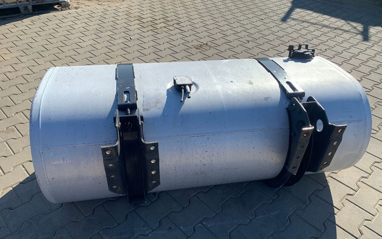 Volvo ZBIORNIK PALIWA RENAULT GAMA T LOW DECK 150x69x56 22038784 - Rezervoar za gorivo za Tovornjak: slika 4 Volvo ZBIORNIK PALIWA RENAULT GAMA T LOW DECK 150x69x56 22038784 - Rezervoar za gorivo za Tovornjak: slika 4