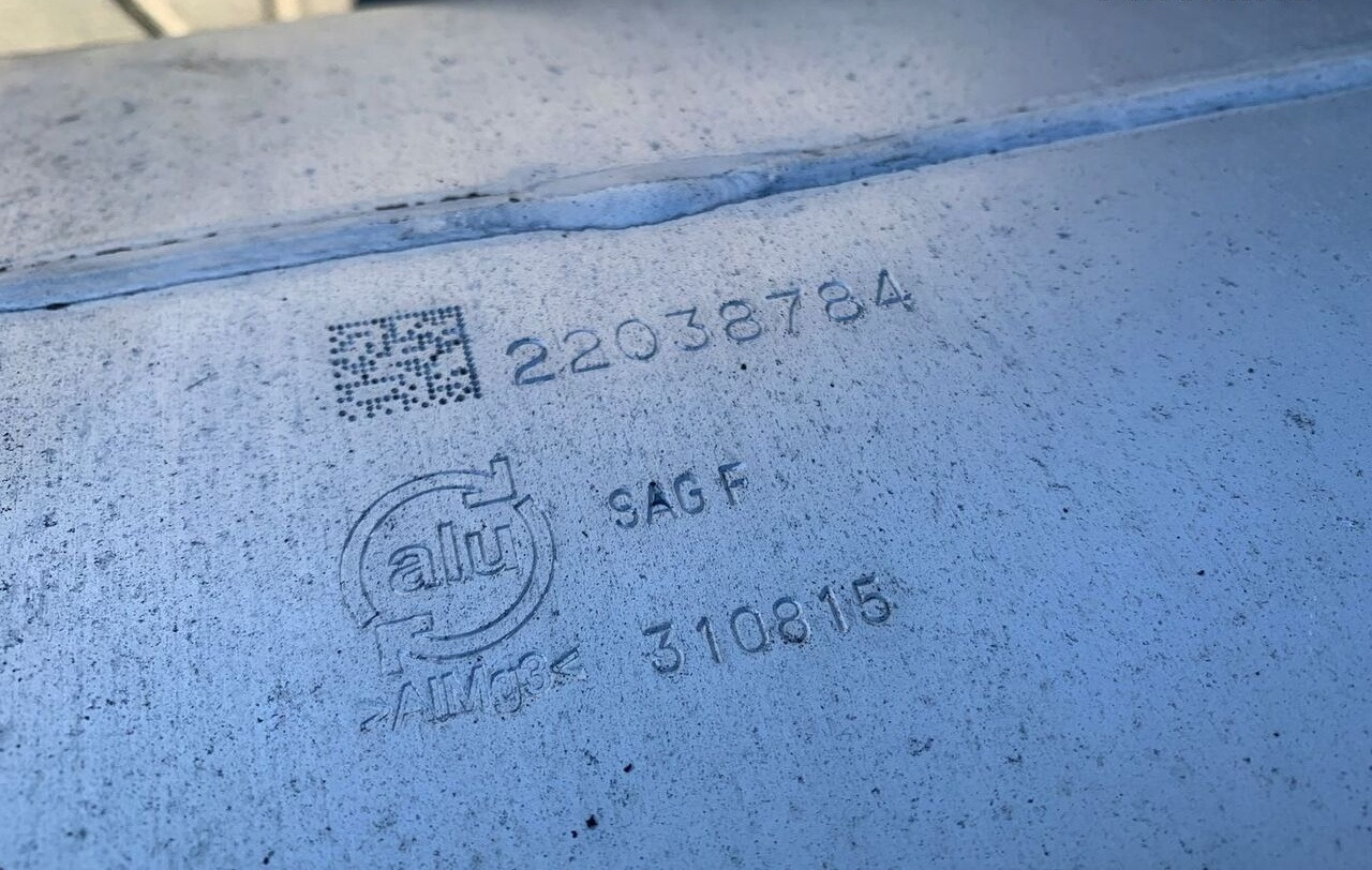 Volvo ZBIORNIK PALIWA VOLVO FH 4 FM 4 LOW DECK 150x69x56 22038784 - Rezervoar za gorivo za Tovornjak: slika 2 Volvo ZBIORNIK PALIWA VOLVO FH 4 FM 4 LOW DECK 150x69x56 22038784 - Rezervoar za gorivo za Tovornjak: slika 2