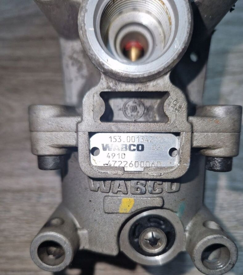 ZAWÓR RETARDERA SKRZYNI WABCO - Menjalnik in deli za Tovornjak: slika 2 ZAWÓR RETARDERA SKRZYNI WABCO - Menjalnik in deli za Tovornjak: slika 2