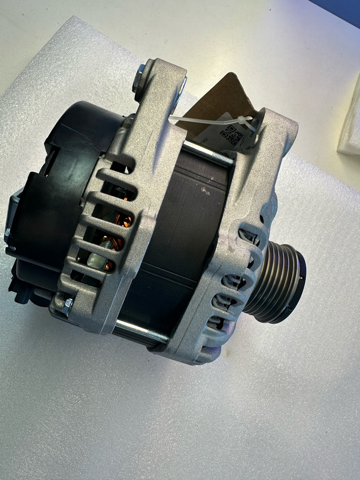 Woda Citroen Jumpy, DS7, Opel, Peugeot, Vauxhall - Alternator: slika 2 Woda Citroen Jumpy, DS7, Opel, Peugeot, Vauxhall - Alternator: slika 2