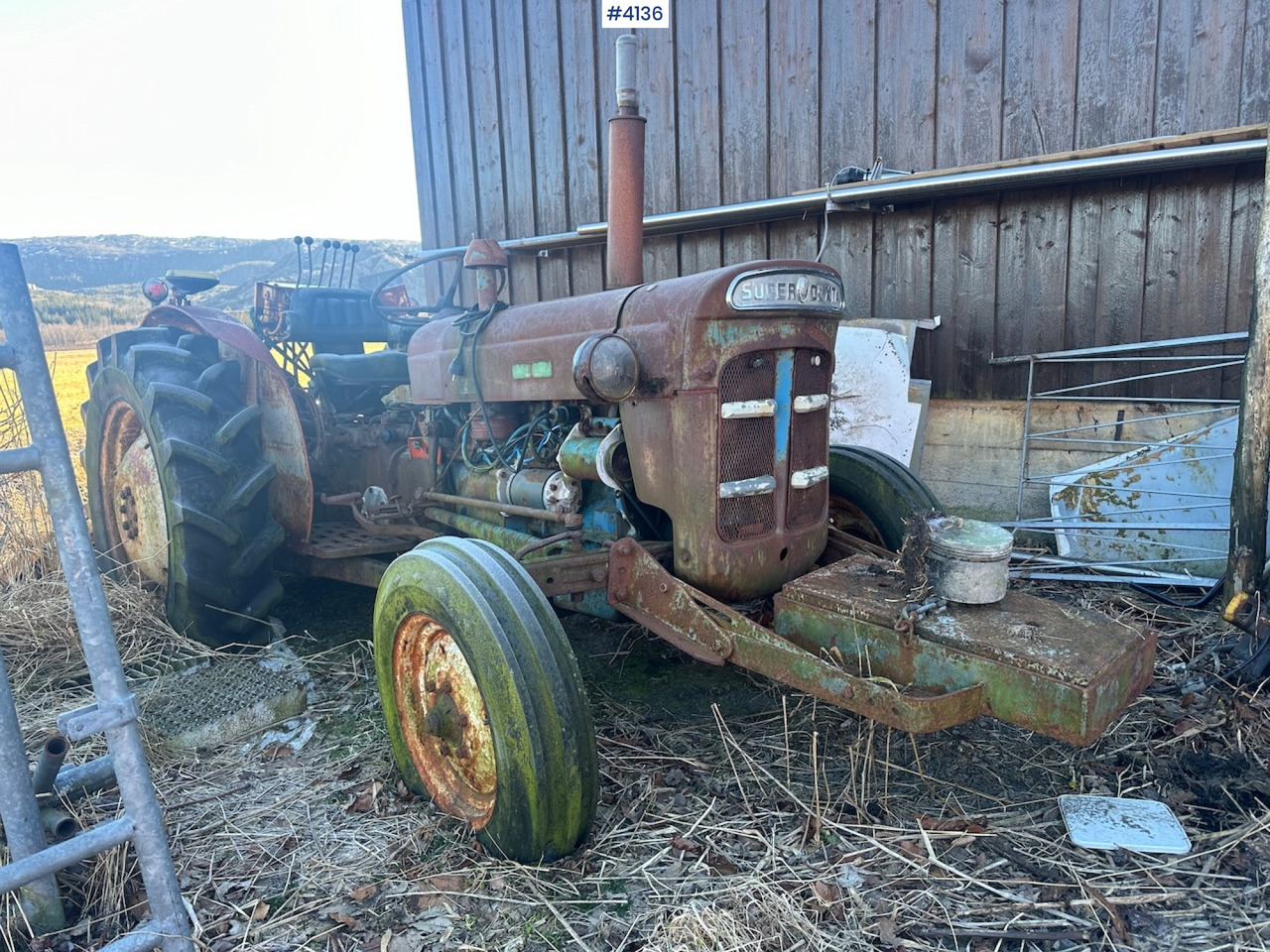 1971 FORD SUPER-DEXTA w/ Hymas 21 excavator and 2 buckets. - Traktor: slika 2 1971 FORD SUPER-DEXTA w/ Hymas 21 excavator and 2 buckets. - Traktor: slika 2