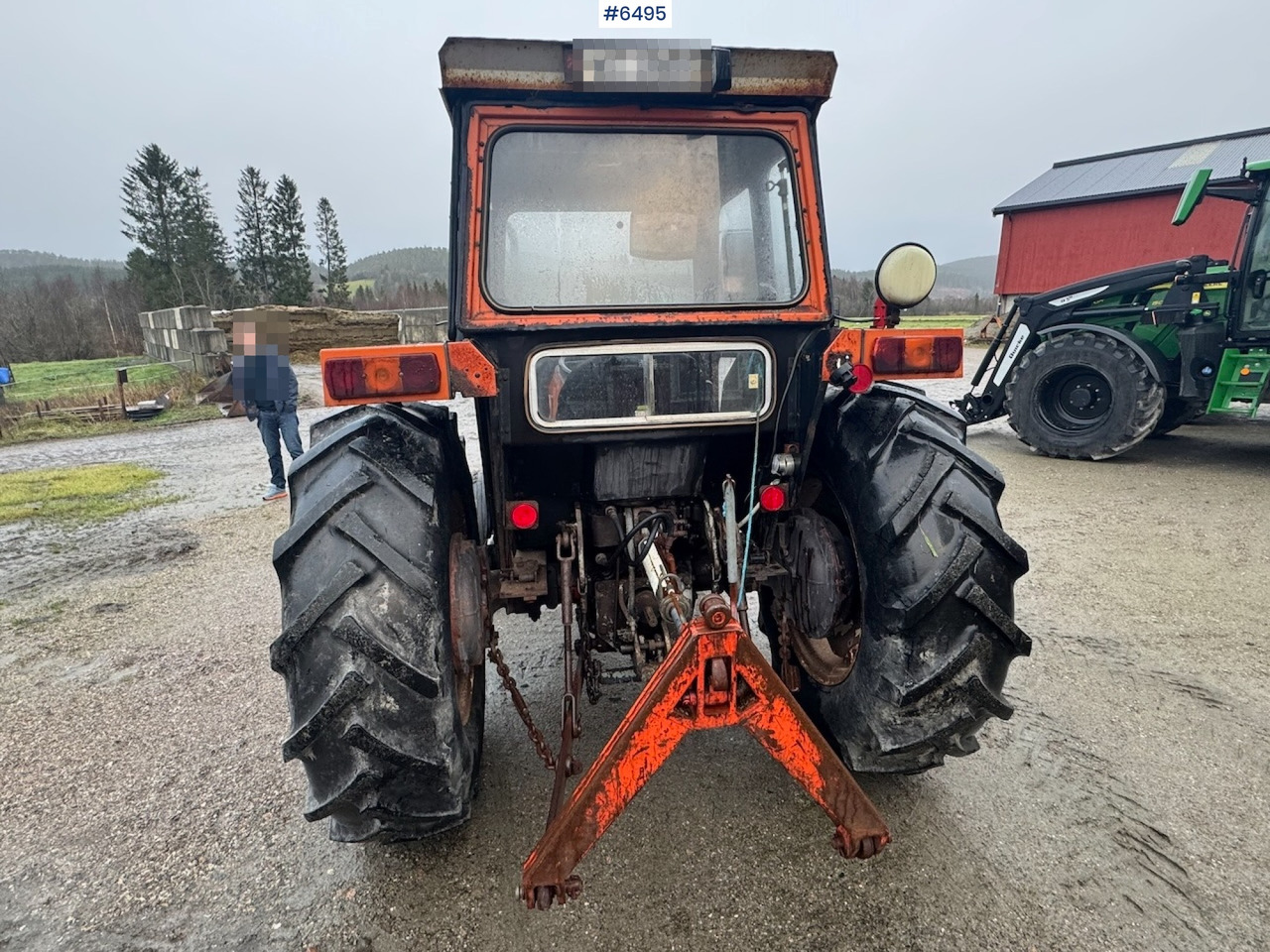 1975 Fiat 640 tractor with/twin wheels and triangle. WATCH THE VIDEO! - Traktor: slika 4 1975 Fiat 640 tractor with/twin wheels and triangle. WATCH THE VIDEO! - Traktor: slika 4