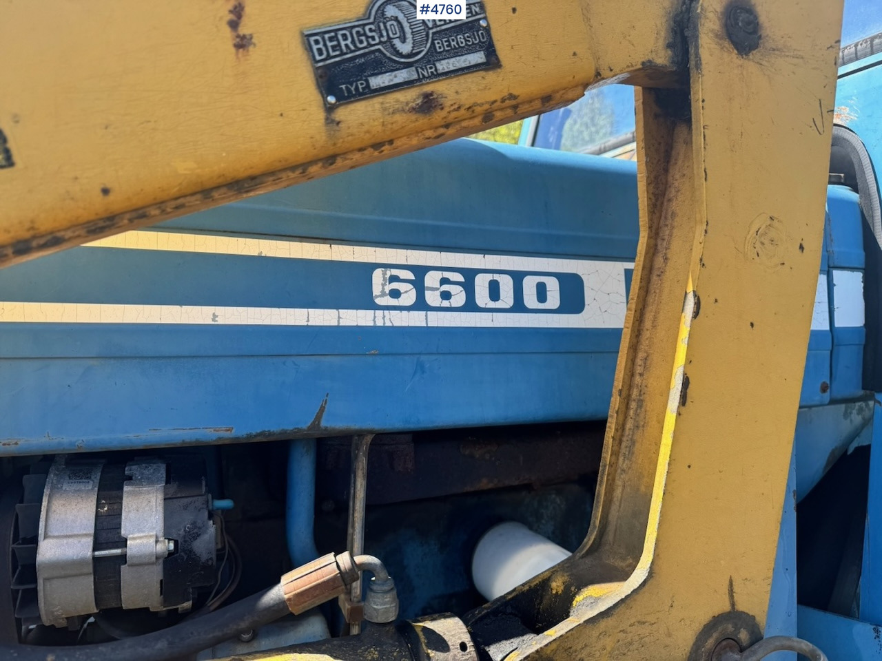 Traktor 1978 Ford 6600 4x4 w/ Front Loader, Bucket, Twin Wheels and Winch.: slika 14