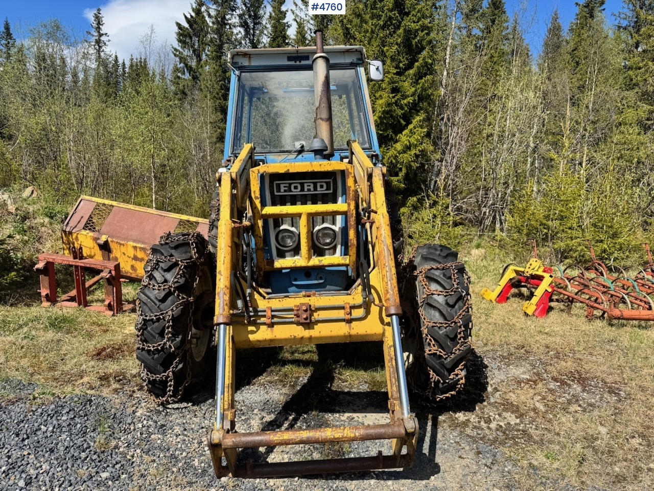 Traktor 1978 Ford 6600 4x4 w/ Front Loader, Bucket, Twin Wheels and Winch.: slika 10