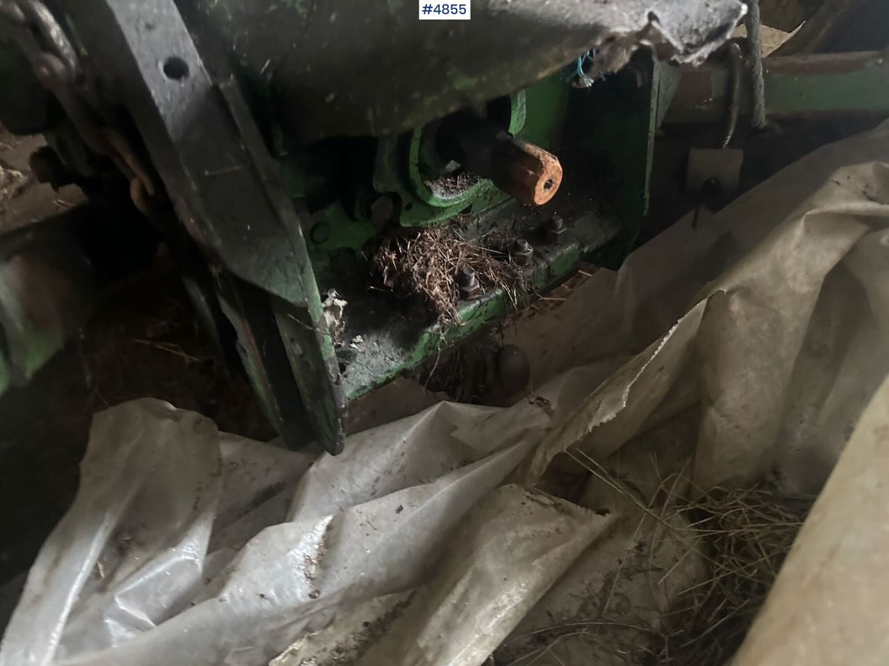 1980 John Deere 1030 tractor w/ twin deck and duun cabin. See hours. lizing 1980 John Deere 1030 tractor w/ twin deck and duun cabin. See hours.: slika 13