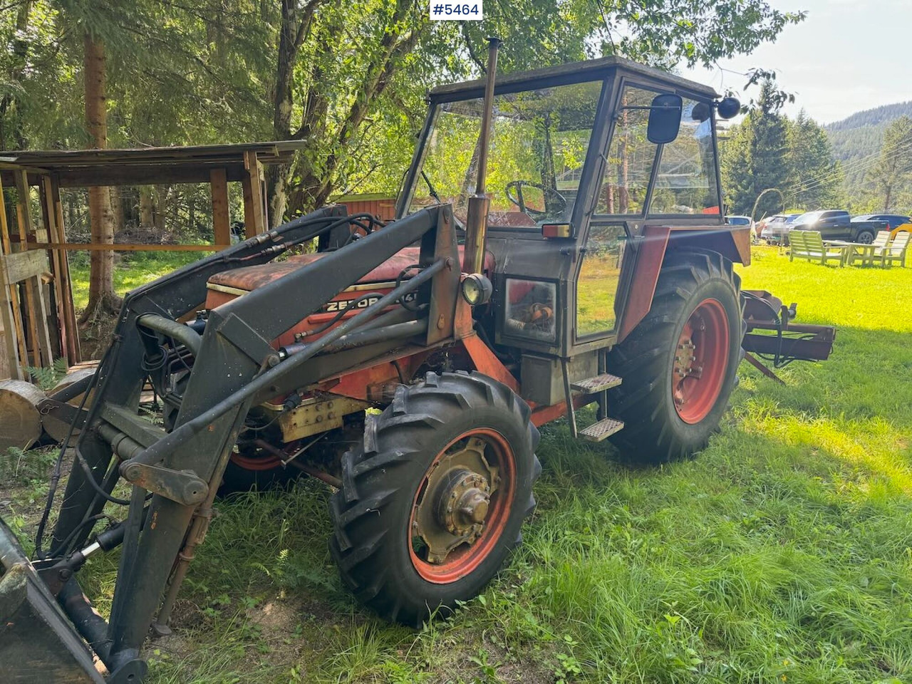 1980 Zetor 5945 4x4 w/ loader and bucket - Traktor: slika 1 1980 Zetor 5945 4x4 w/ loader and bucket - Traktor: slika 1