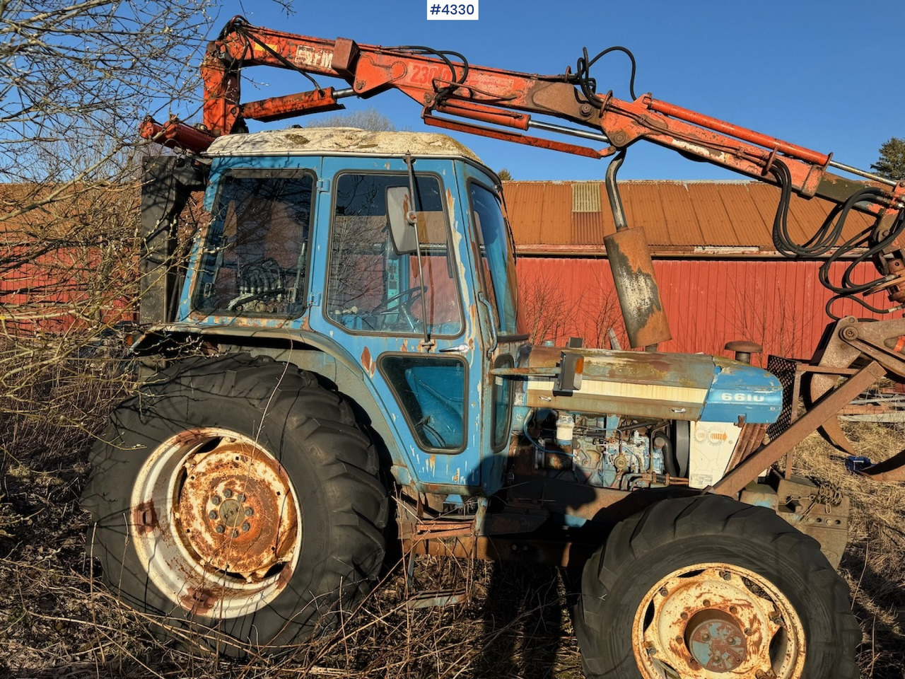 1981 Ford 6610 m/ FMV tømmerkran og tvillinghjul - Traktor: slika 1 1981 Ford 6610 m/ FMV tømmerkran og tvillinghjul - Traktor: slika 1