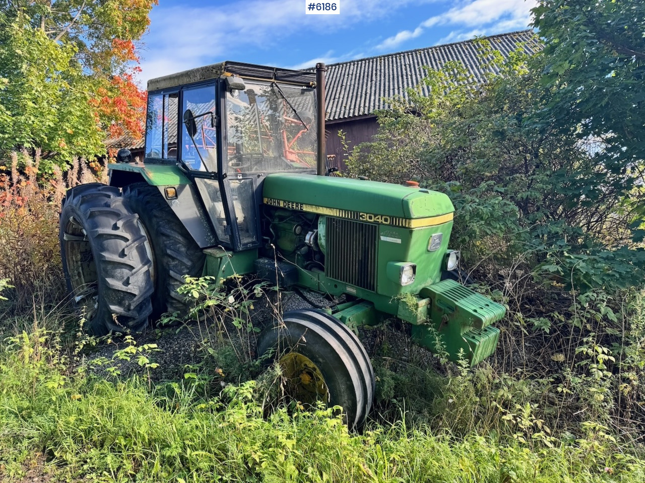 1981 John Deere 3040 w/Twin wheels. - Traktor: slika 1 1981 John Deere 3040 w/Twin wheels. - Traktor: slika 1