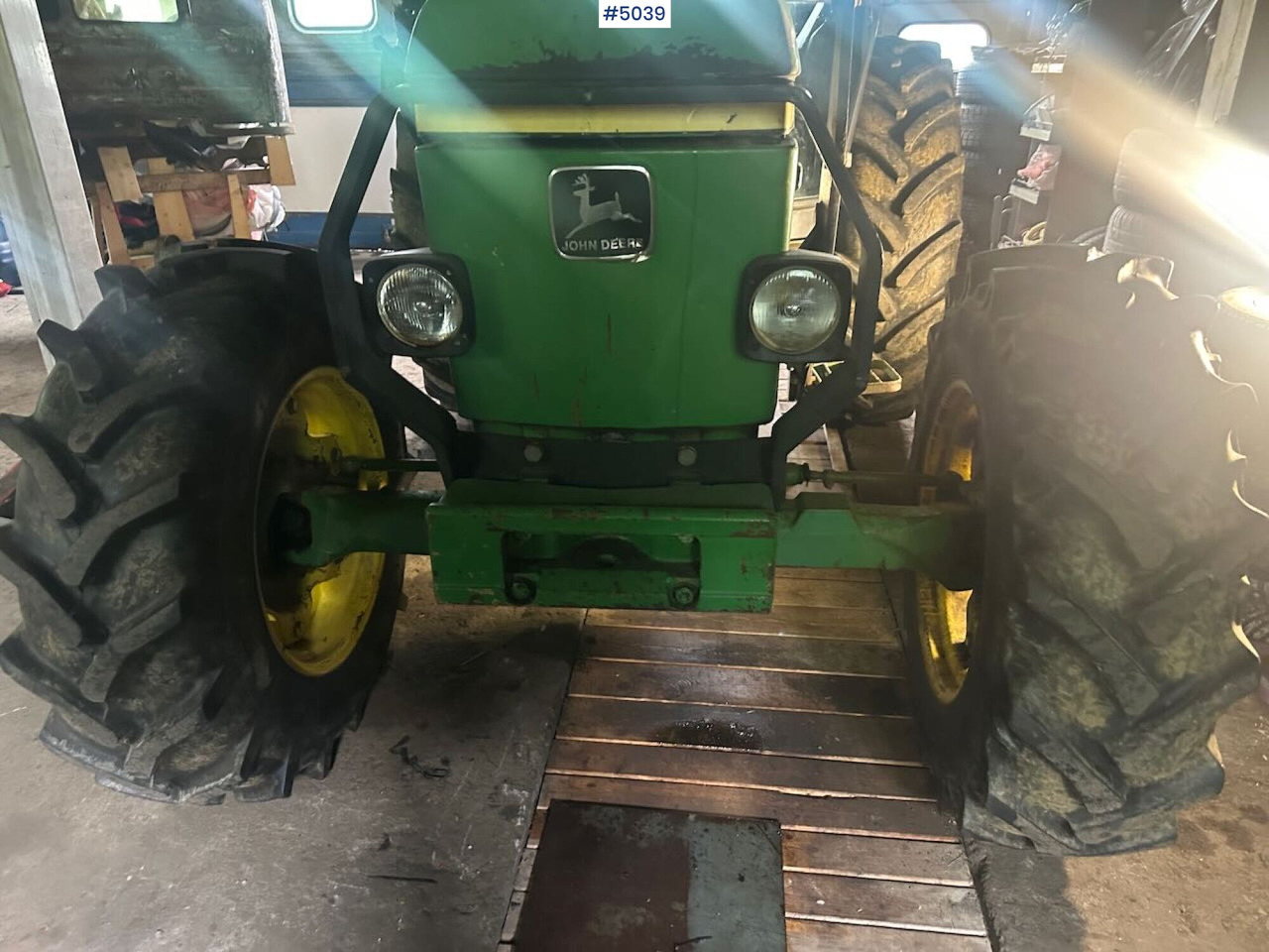 1987 John Deere 2850 Synchron w/ front loader - Traktor: slika 5 1987 John Deere 2850 Synchron w/ front loader - Traktor: slika 5