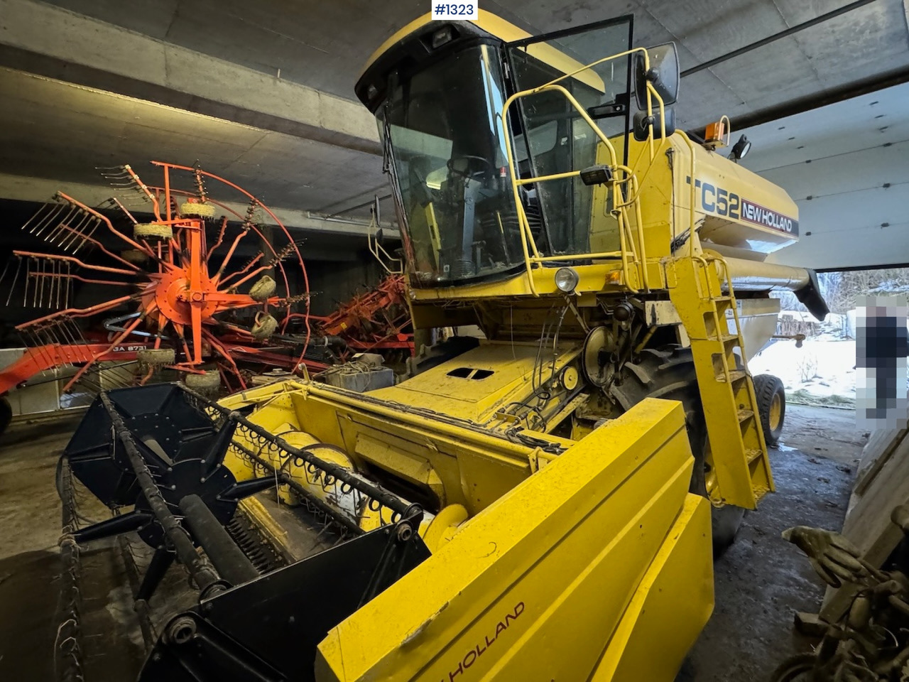 1992 New Holland TC52 Combine - Kombajn harvester: slika 2 1992 New Holland TC52 Combine - Kombajn harvester: slika 2