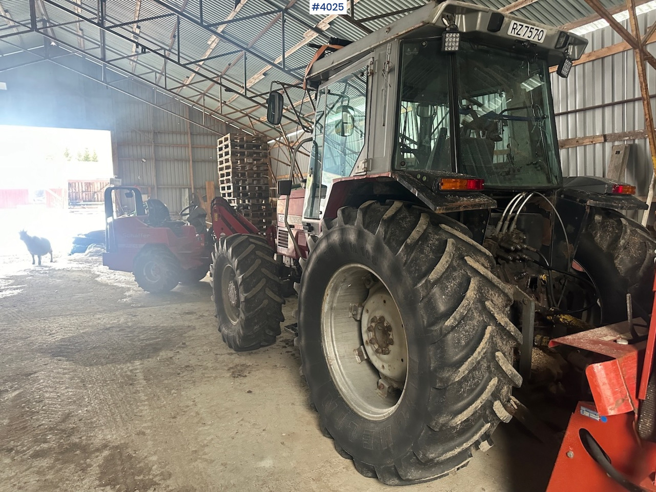 1994 Massey Ferguson 3075 4x4 tractor. WATCH VIDEO. - Traktor: slika 2 1994 Massey Ferguson 3075 4x4 tractor. WATCH VIDEO. - Traktor: slika 2