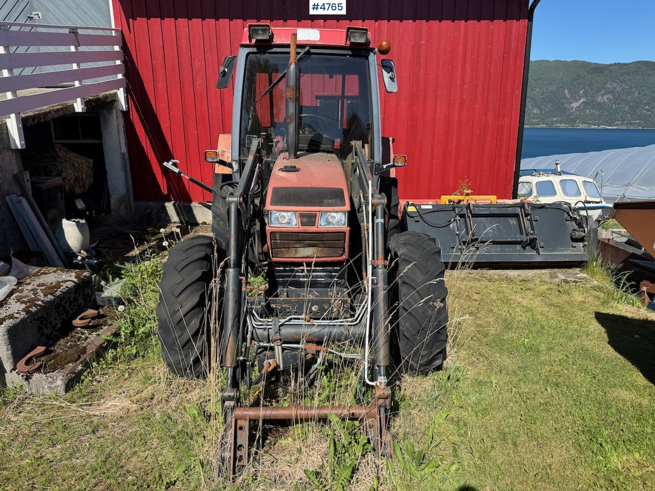 1995 Case International 4230 w/front loader. - Traktor: slika 3 1995 Case International 4230 w/front loader. - Traktor: slika 3